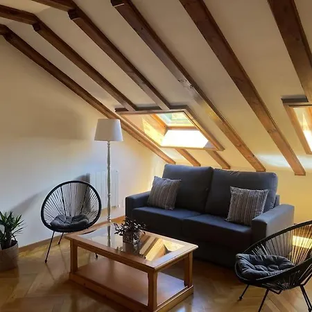 Apartamento Jardines De La Alameda شقة